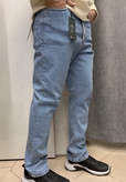شلوار جین Wrangler یخی– برش کلاسیک و راحتی ماندگار