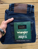 شلوار جین Wrangler سرمه ای – برش کلاسیک و راحتی ماندگار