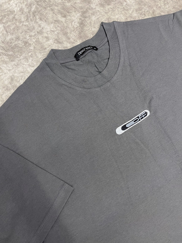 تیشرت قواره بزرگ لاکرا مردانه 7xl , 8xl | جلو گلدوزی مینیمال - عکس 2