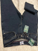 شلوار جین Wrangler سرمه ای تیره – برش کلاسیک و راحتی ماندگار